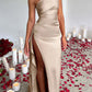 Passar dina kurvor Satin One Shoulder Drape Slit Maxi Dres