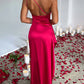 Passar dina kurvor Satin One Shoulder Drape Slit Maxi Dres