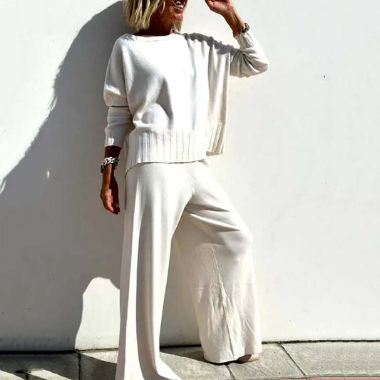 Elegant stickat tvådelat set