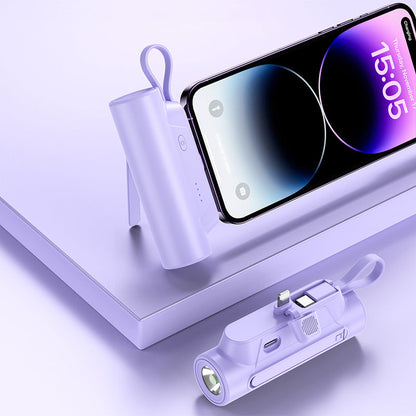 🎉Multifunktionell bärbar laddare med kabel（🔥Apple+ typ-C+ficklampa）