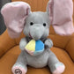 Söt Kurragömma Elefant Mjukisdjur