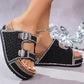 👡 50% RABATT! ✨ Sandaler med Dubbla Spännen & Korkklack – Elegant Design, Bekväm Passform & Perfekt För En Stilsäker Sommarlook 💎