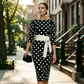 👗🌸 Elegant klänning i retrostil med polka-mönster – tidlös och feminin