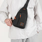 🎒✨ Vattentät crossbody-väska med flera fickor – smart förvaring, justerbar rem, hörlursuttag 🌧️