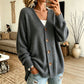 Stickad cardigan i oversize med V-ringning för kvinnor