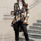 Kvinnlig rutig kappa med high-low peplum